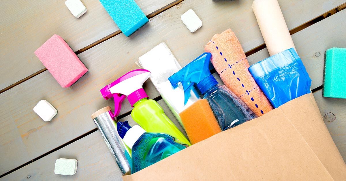 5 Toxic Cleaners to Throw Out 5 Toxic Cleaners to Throw Out